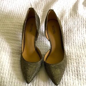 Michael Kors metallic pumps. Size 8